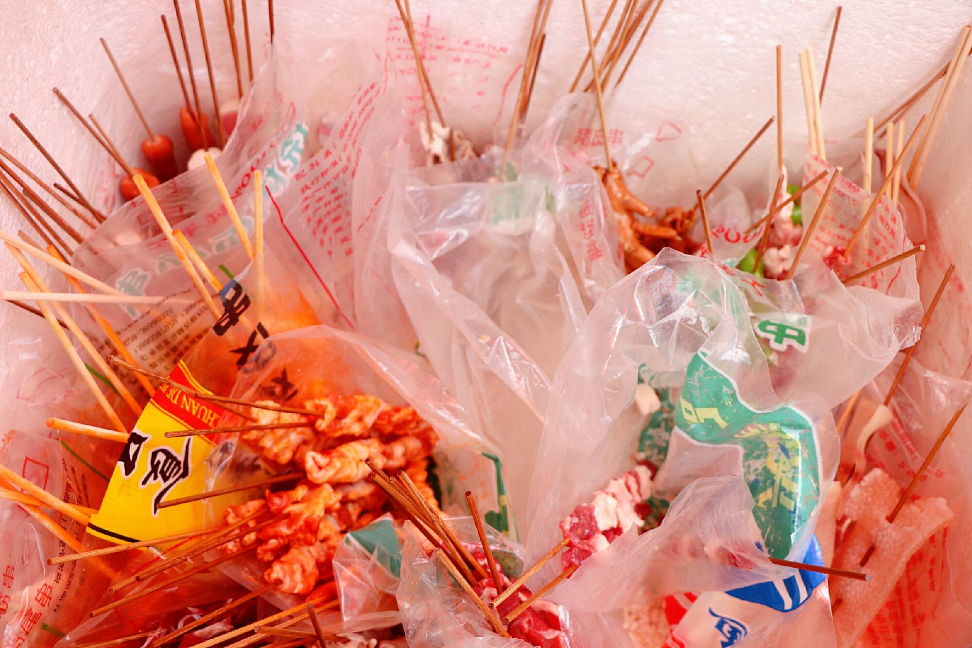 丽江|堪称老丽江代表！【细数丽江地摊美食】白天就开炉！这家烧烤摊藏在市场20年