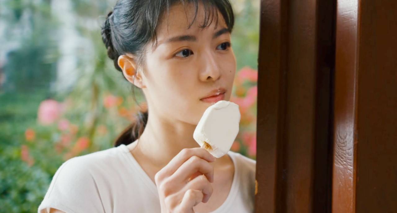 烂片|“冯女郎”钟楚曦：《芳华》之后皆烂片，但却难掩她的“精明”