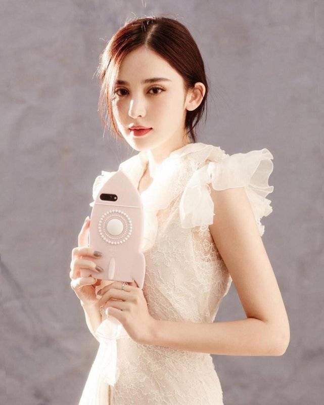 娜扎|原创《琉璃》还没有播完,又有部颜值更高的剧要播,女主让人还很惊喜