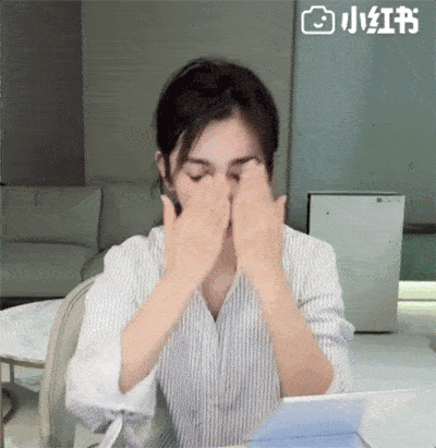 赵丽颖|47岁李冰冰同框32岁赵丽颖完全不输，她的冻龄秘诀竟然是敷面膜？