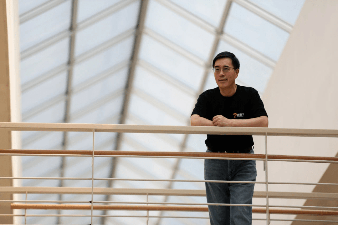 新东方|上个时代靠俞敏洪，这个时代靠什么?新东方传奇色彩已逐渐褪色