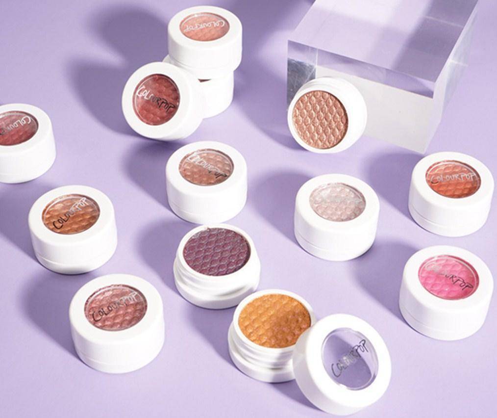 一面|高级感一扫就有，让你一面变立体脸的神器 —— 高光