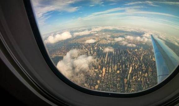 梦见坐飞机看见好多云朵,探索梦境中的自由与成长 梦见坐飞机看见好多云朵,探索梦境中的自由与成长