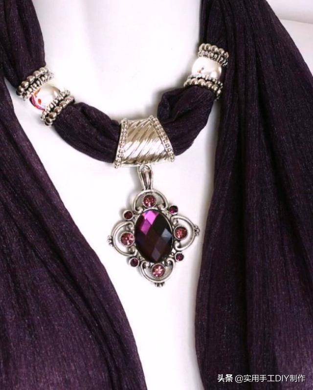 围巾|「串珠作品」35款时尚的珠宝围巾项链，你也能拥有