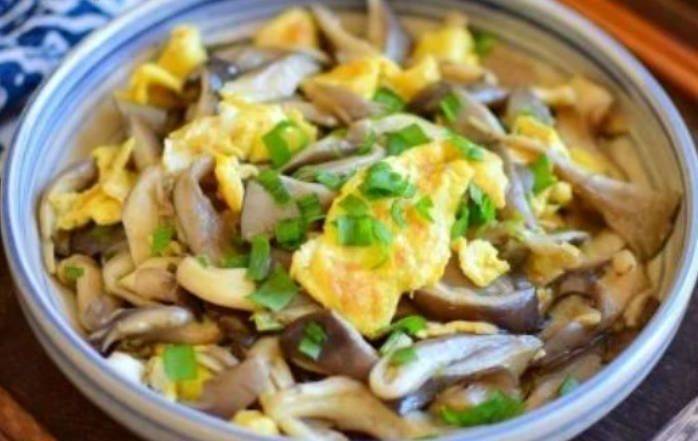 青枣|排毒养颜、滋润肌肤，越吃越年轻！女性不妨多吃3种食物