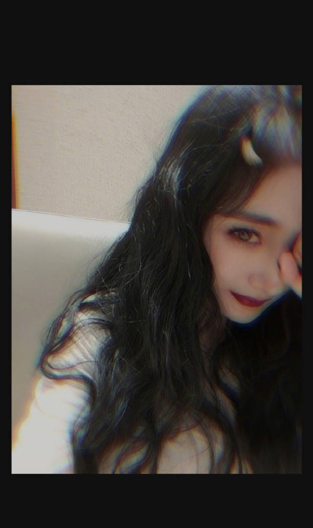 杨幂和魏大勋掐点暗秀恩爱,女儿小糯米近况曝光