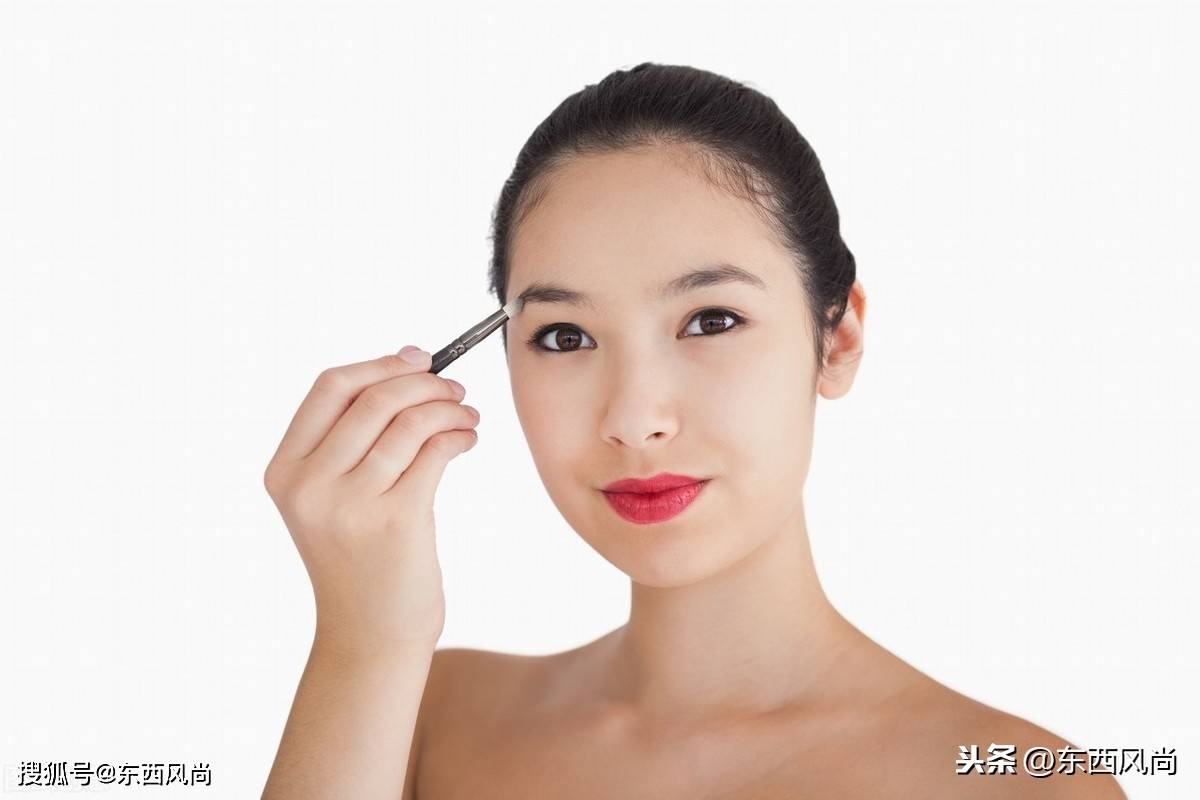 脱妆|辛辛苦苦勾勒出的眉形，说没有就没有了，该如何让眉毛持妆？