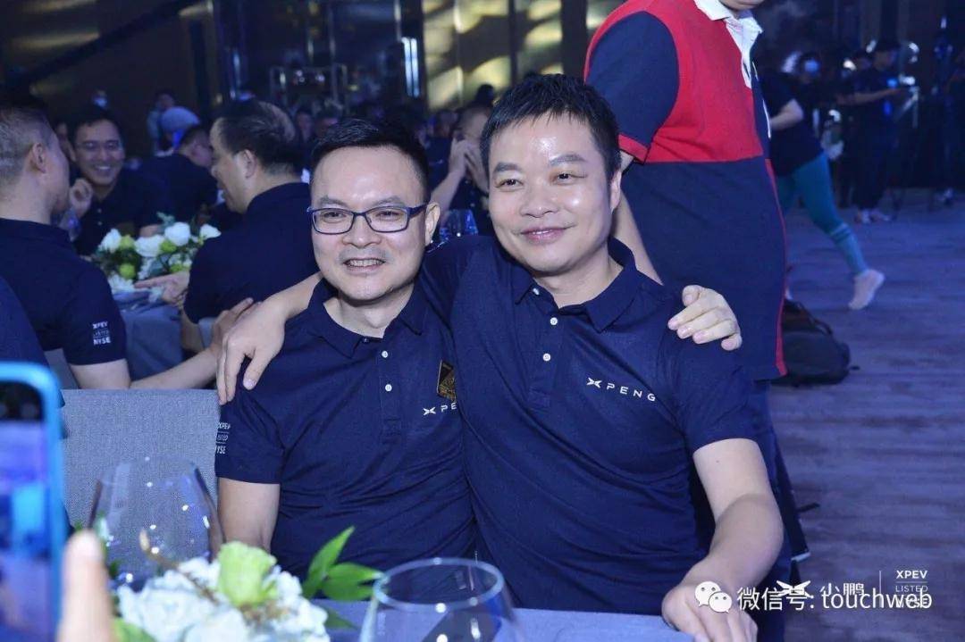 何小鹏|专访小鹏汽车CEO何小鹏：雷军以前是导师 现在更像大哥