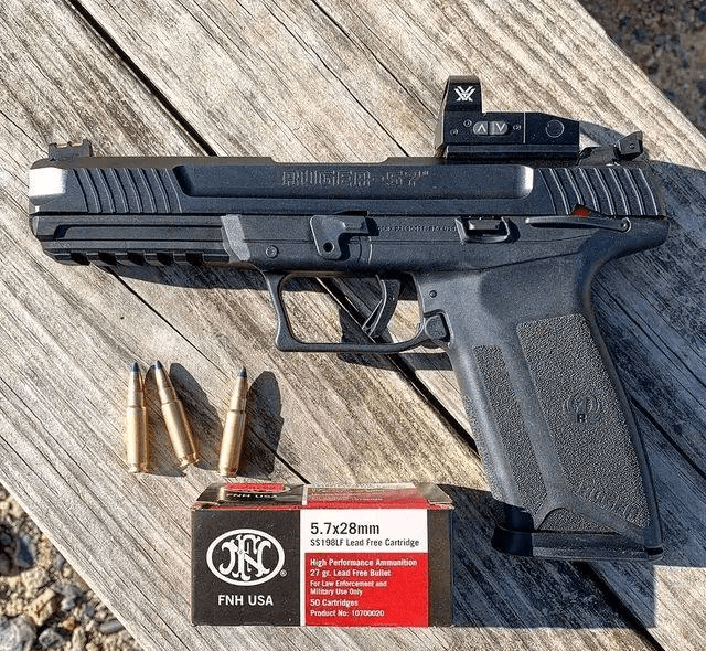鲁格的全自动手枪效果到底怎么样?这款ruger-57足以说明一切