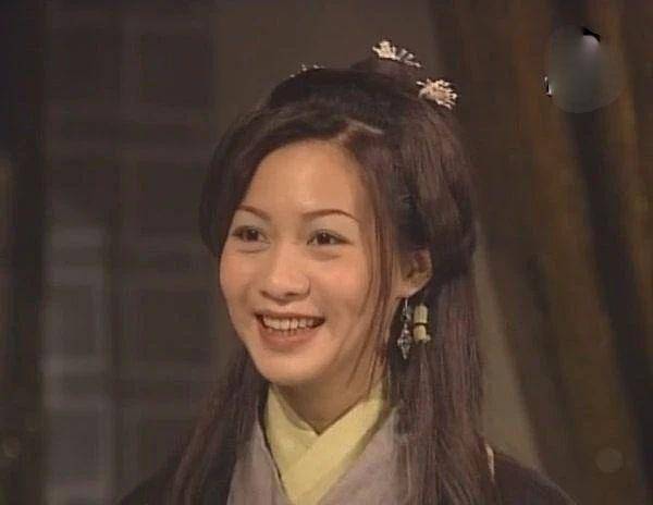 脸色|原创谢霆锋48岁前女友瘦到脱相，皮包骨脸色黑黄，结婚多年仍无子