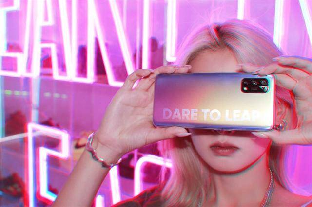realme|realme 真我X7系列全面“越级” 预定下半年最香旗舰！