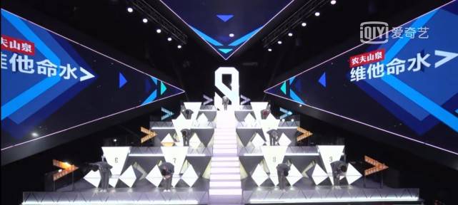 麒麟|范丞丞和蔡徐坤不熟?社交达人郭麒麟当场“教做人”