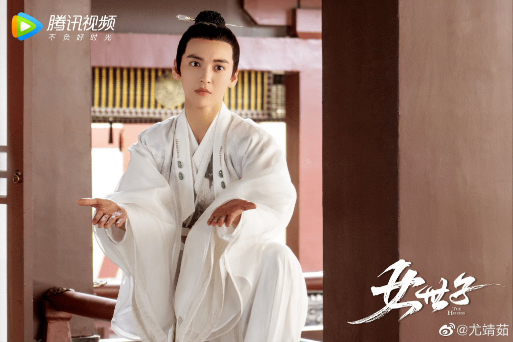 尤靖茹|所有男人都看不出鞠婧祎是个女的？史上最尬的女扮男装没有之一！