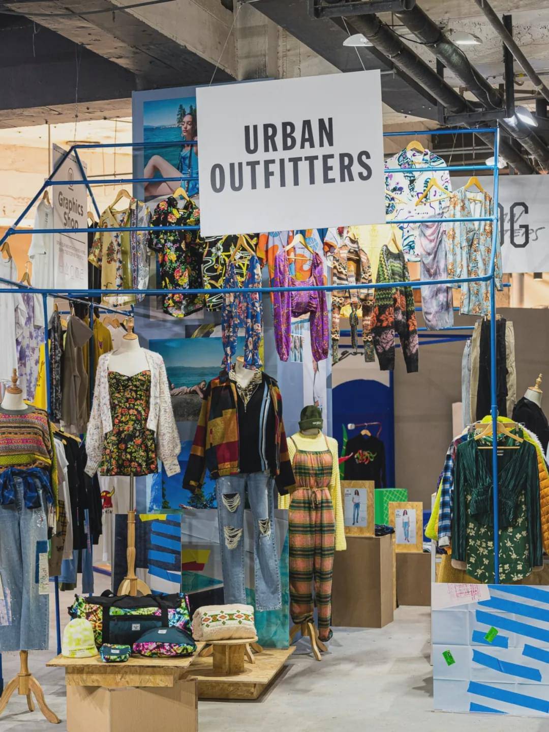 Gerbang|本月超强打卡，美国潮牌Urban Outfitters空降魔都！