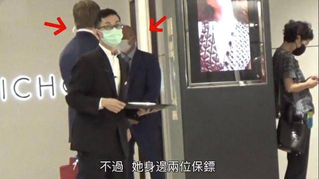 李嘉诚欲出售价值500亿物业，基金会交付长孙女