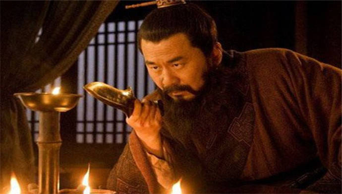 故事传记|从三国志到三国演义，曹操的形象是如何变坏的