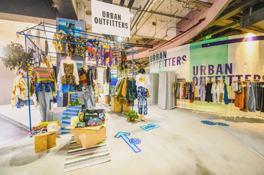 Gerbang|本月超强打卡，美国潮牌Urban Outfitters空降魔都！