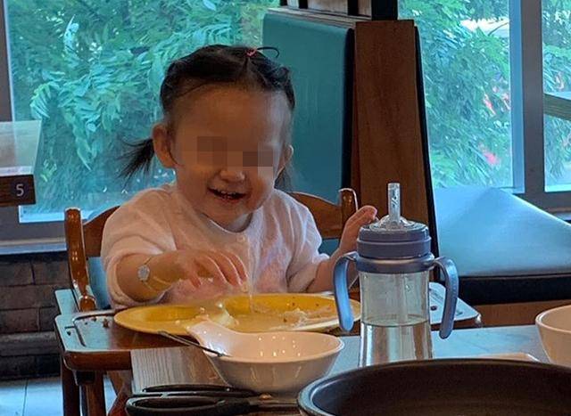 幼儿|儿科护士却感到不对劲，幸好发现得及时2岁孩子白白胖胖很可爱