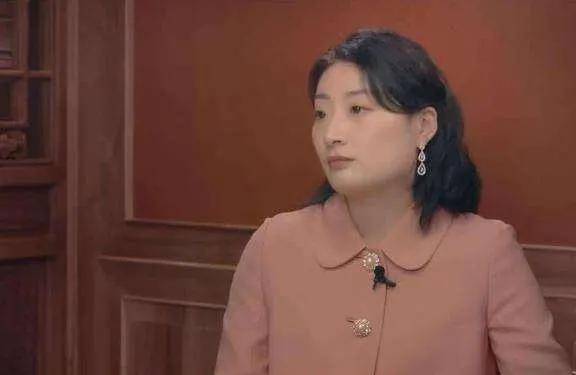 宗馥莉|李嘉诚神秘长孙女露面，24岁参与千亿资产管理，全网高清照不过几张？