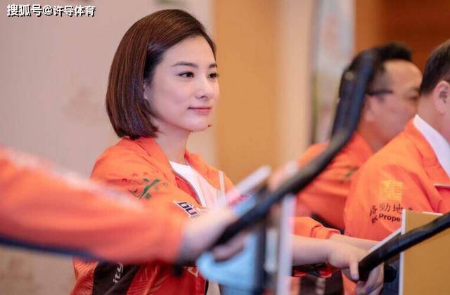 女强人|她是典型女强人，拿了冠军进了娱乐圈创立了品牌，老公还是富二代