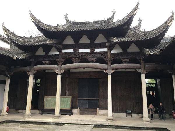 安徽古建筑胡氏宗祠——有"木雕艺术博物馆"之称