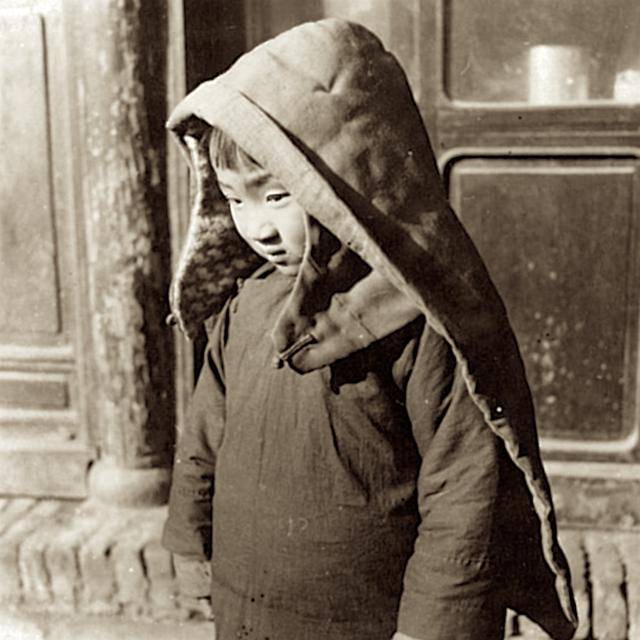 潘杨湖|老照片：三十年代末河南开封的古城街景