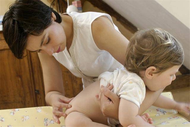 宝宝|红屁股、湿疹极易找上门来，你找到护理关键了吗宝宝皮肤娇嫩