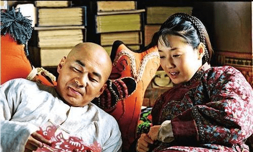 乔氏家族人口_家族人口关系图(2)