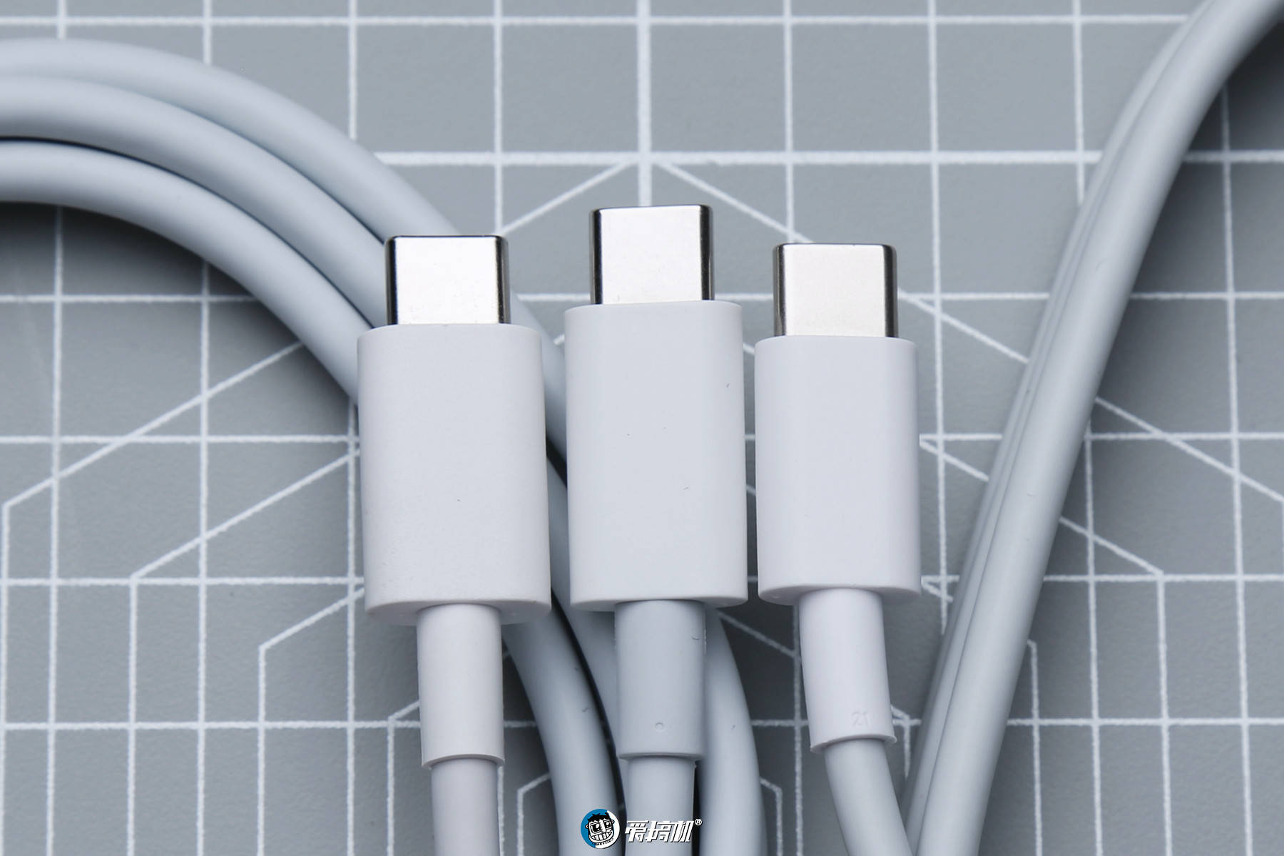 Pro|真120瓦！iQOO 5 Pro与小米10U快充测试：打哭所有友商