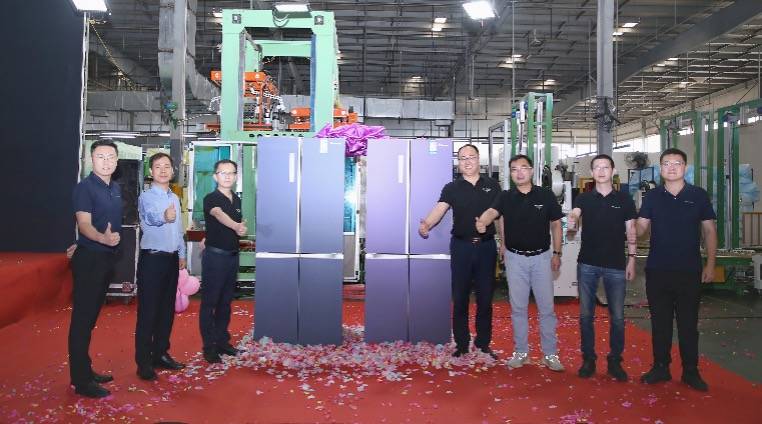 海信真空休眠冰箱512/515下线发布，延长食物3-5倍保鲜期-家电圈官网