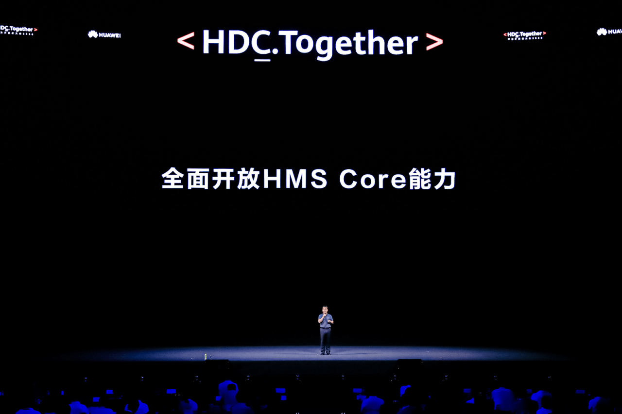 生态|被逼出来的第三极