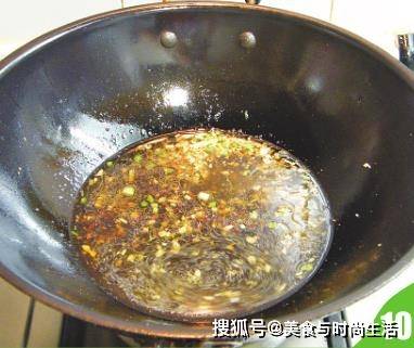 肉丸子|鲜嫩多汁，色泽诱人，一口一个停不下来炸好的丸子多加这一步