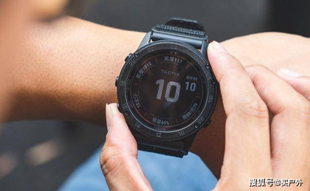 Garmin|佳明Garmin太阳能战术腕表开箱，军迷爱好者不容错过