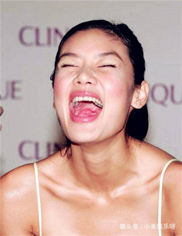乐基儿的嘴巴本来就大,如果再大笑一下的话,就更不得了了.