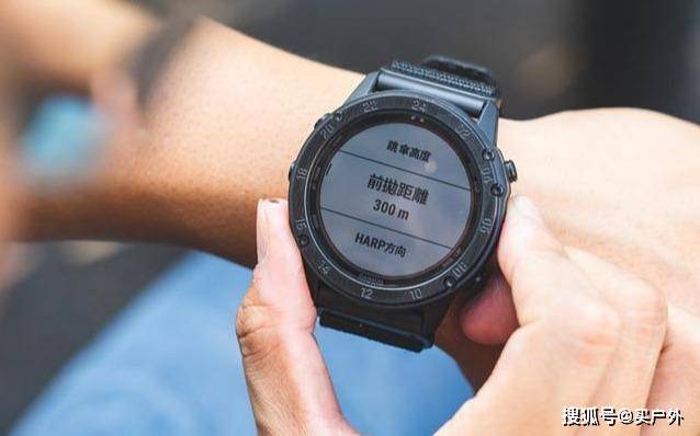 Garmin|佳明Garmin太阳能战术腕表开箱，军迷爱好者不容错过