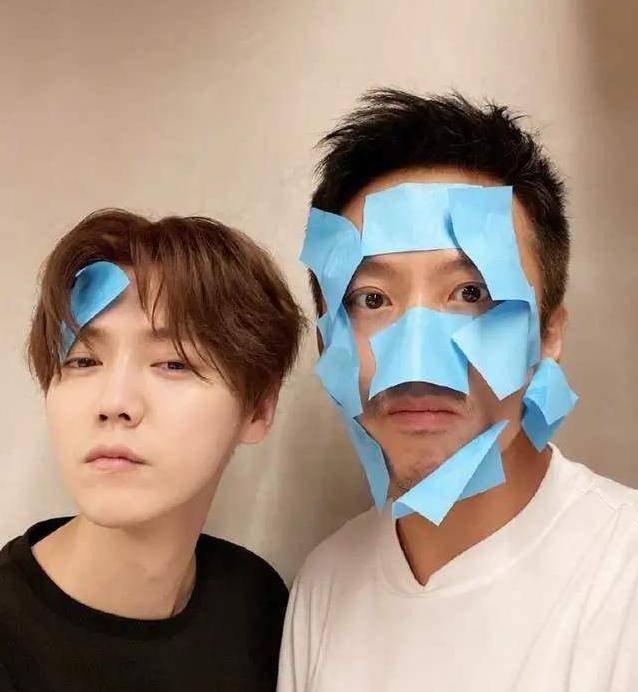 人员|原创邓超鹿晗录新综，安保人员语气生硬推搡开道，网友怼“戏子当道”