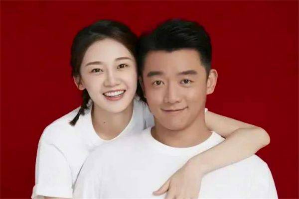 苗苗郑恺相差多少 746f768e3ed14e1f9cc1bdce8ec1ccbe.jpeg