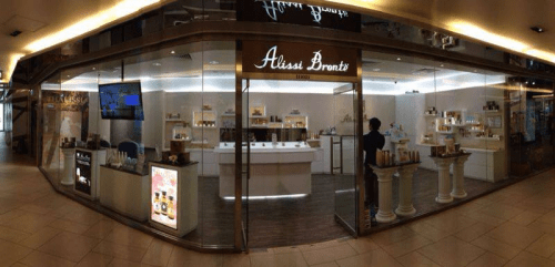 Alissi|Alissi Bronte守护假日美肌 93%高纯度玻尿酸解锁护肤新“肌”密