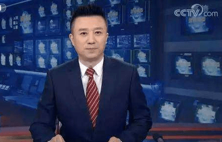 联播|原创宝晓峰高调入主《新闻联播》，“殿堂之声”惊艳了整个演播室