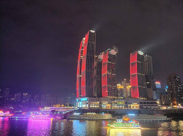 画面|三摄搭配夜景清晰，OPPO Reno4 Pro随拍体验