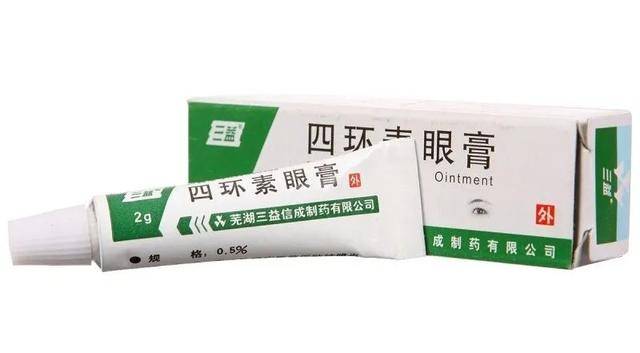 4,红霉素眼膏,用于治疗沙眼,结膜炎,睑缘炎及眼外部感染.