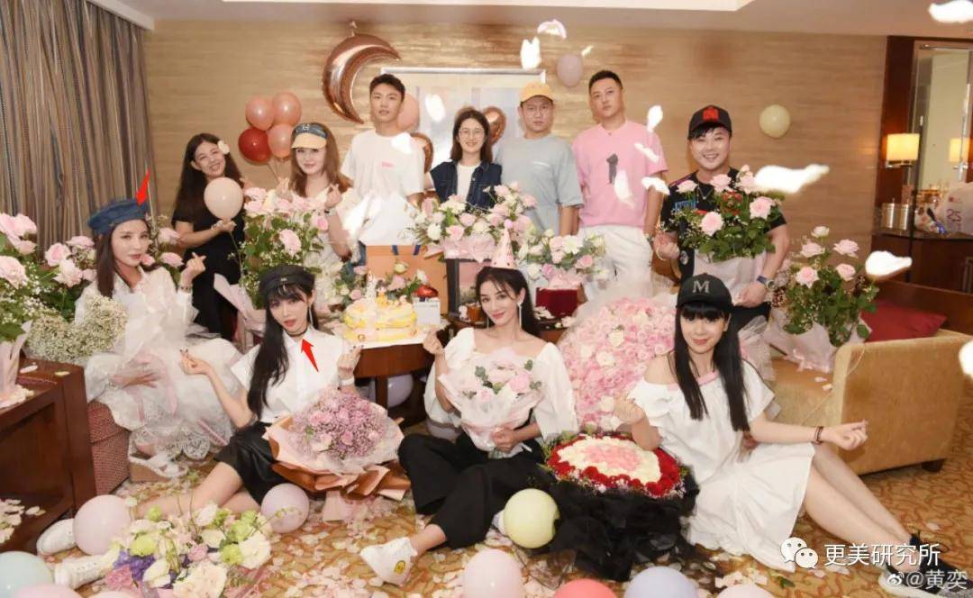 郭碧婷|比奚梦瑶、郭碧婷都惨的“豪门弃妇”，43岁颜值回春、好会do！