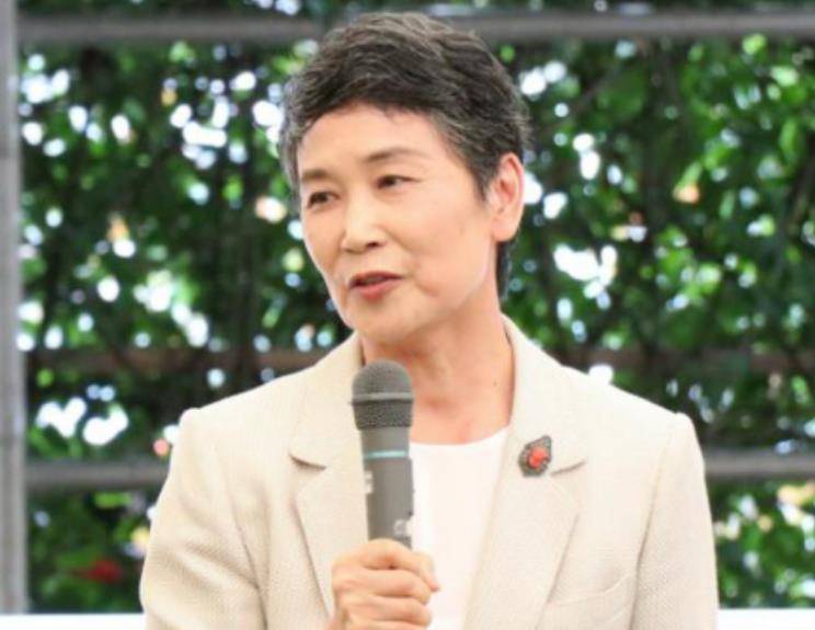 相夫教子甘当贤内助,碾压58岁安倍昭惠_手机搜狐网