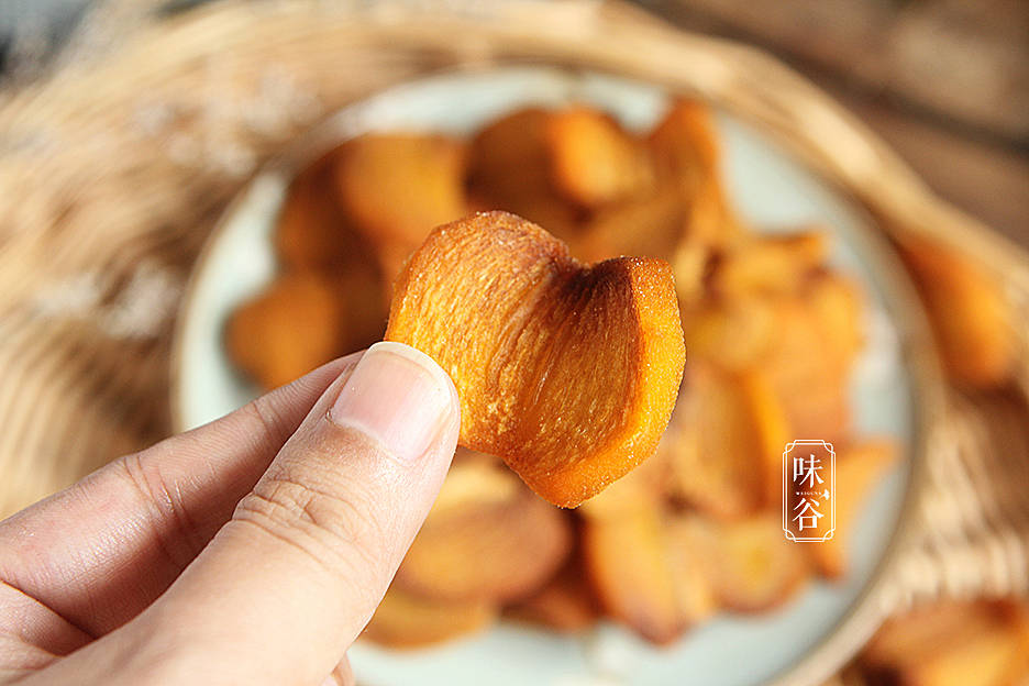 柿子|这水果不能少，10元4斤，这样吃软糯香甜，放半年也不坏秋分后