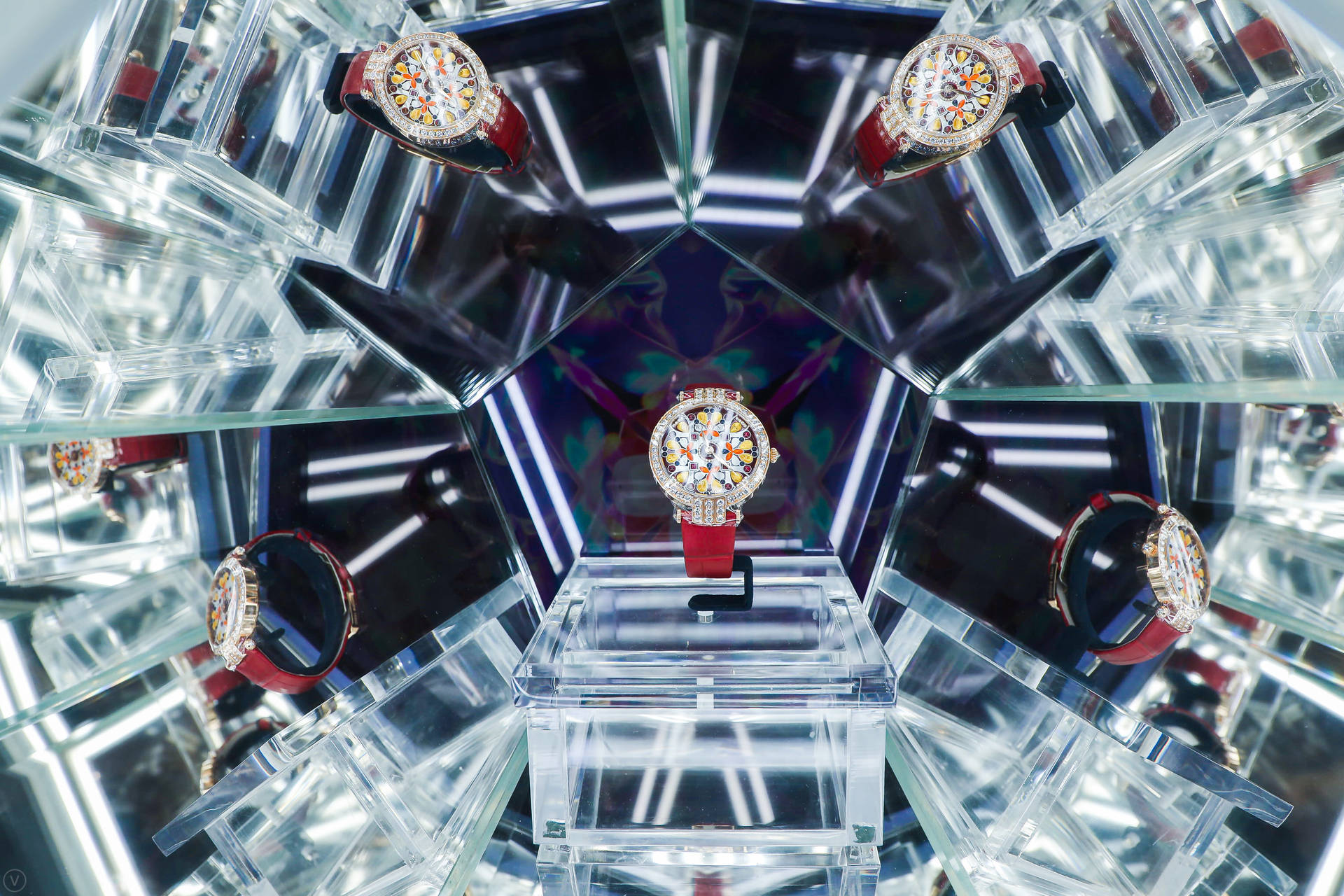 鉴赏|惊艳新品：海瑞温斯顿2020新品腕表鉴赏活动在北京举行