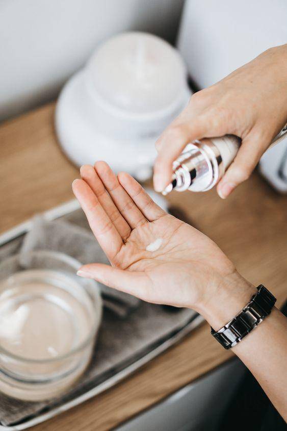 皮肤|5个秋冬必备的「过夜美容」，女生们赶快学起来！