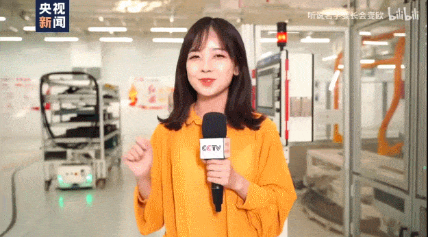 翻版|央视第一甜妹诞生!翻版奶茶,全网舔屏,却早就离婚了?