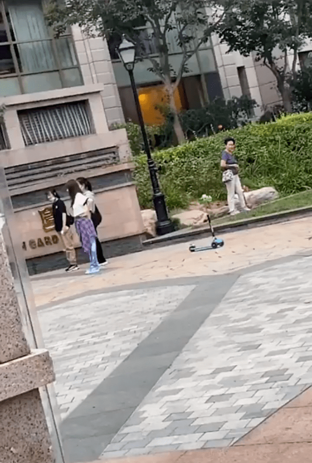 隔空支持|隔空支持？贾乃亮表态舞台宽广，李小璐晒视频