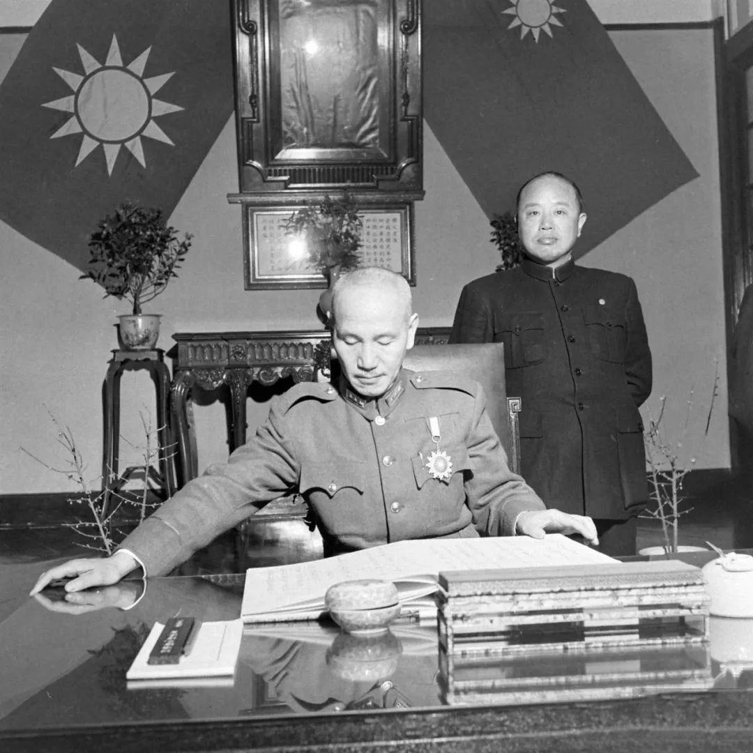 中山|李济深是上将，曾任八路军总指挥