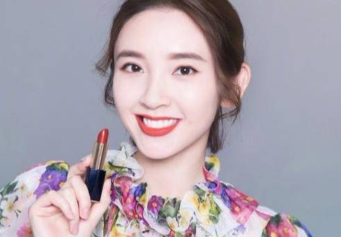 运动|嫁给爱情的唐艺昕，因为爱笑会穿爱运动，所以一直被美好眷顾着